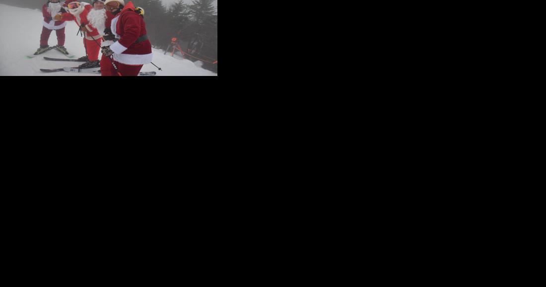 Santas hit the slopes - Vimarsana News