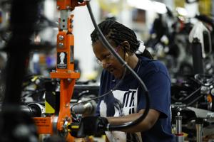 Auto Workers hold lots of cards even if U.S. heads for recession.