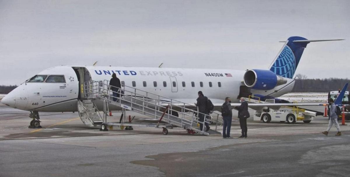 SkyWest adding Ogdensburg flights to and from Chicago, Plattsburgh