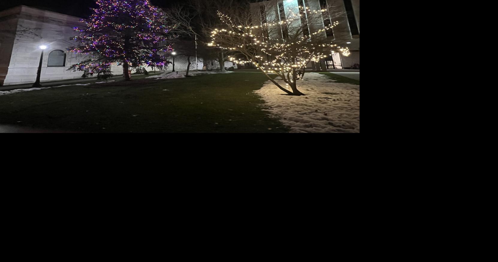 Watertown kicks off holiday season with tree lighting and parade