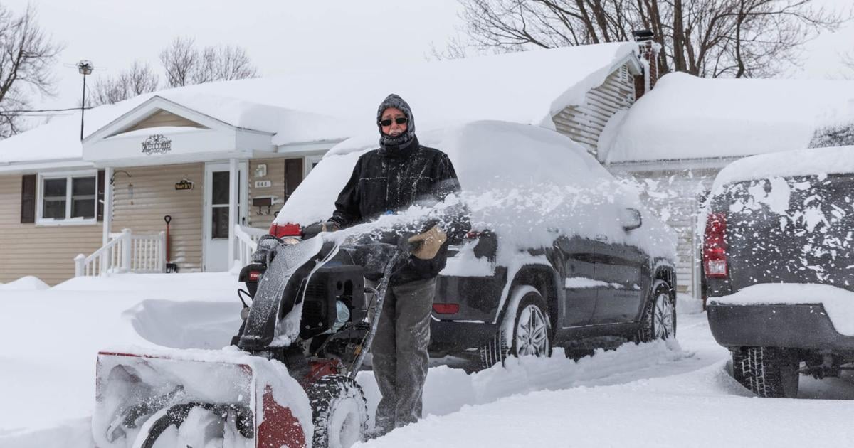 PHOTOS: Watertown gets 30+ inches of snow, residents dig out | Top ...