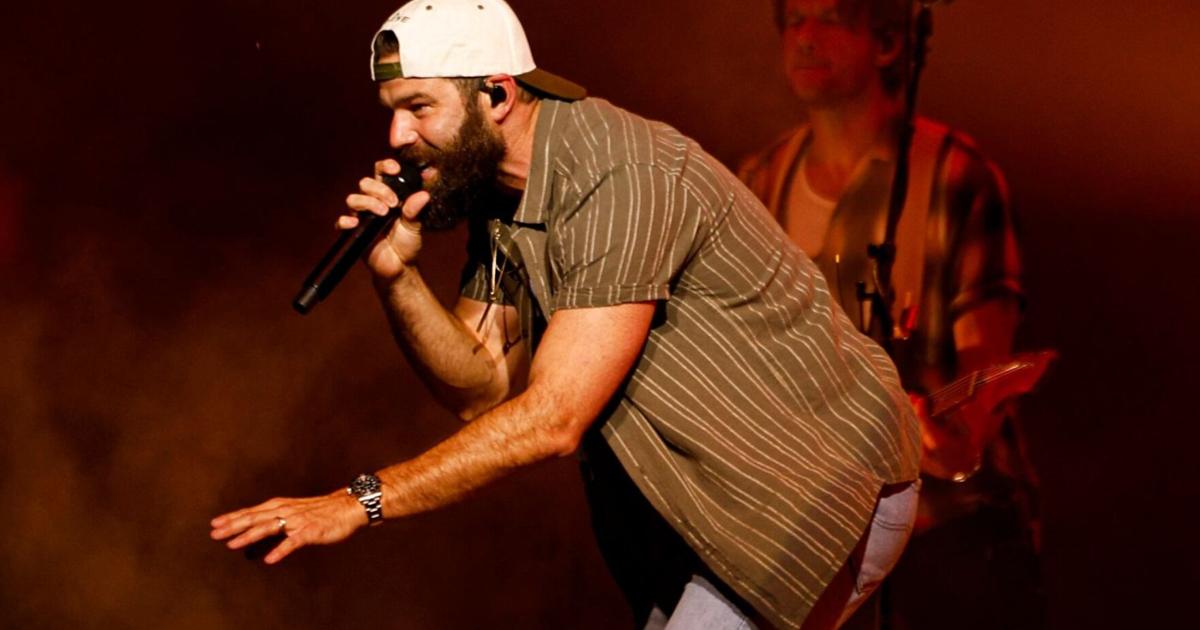 Country Music Star in Rensselaer Enjoys Turkey Hunting Adventure | Travel & Destinations Country Music Star in Rensselaer Enjoys Turkey Hunting Adventure | Travel & Destinations