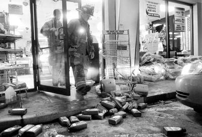 Car hits store | News | nny360.com