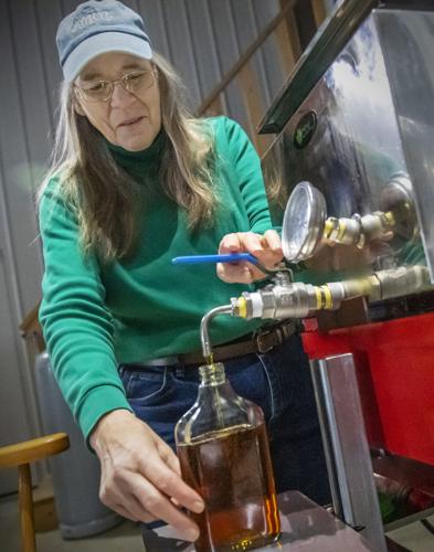 Visitors tap into Maple Weekend fun