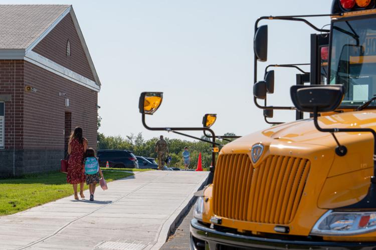 PHOTOS First day of the new school year Kidscontent