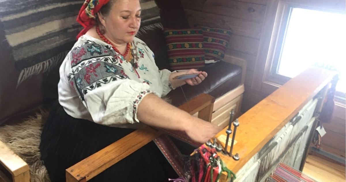 Weaving conference at Thousand Islands Arts Center entwines cultures, skills