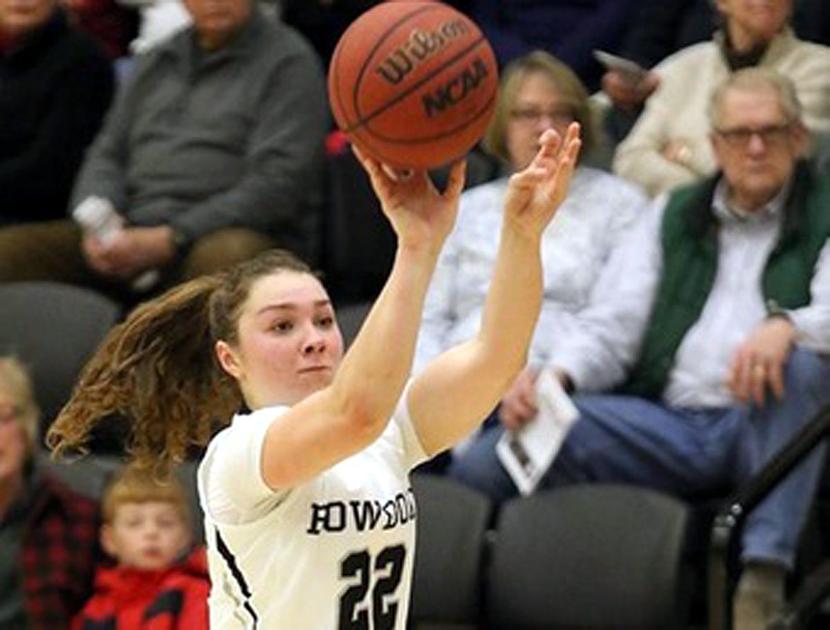 Ex Src Star Kelly Sparkles At Bowdoin Sports Nny360 Com