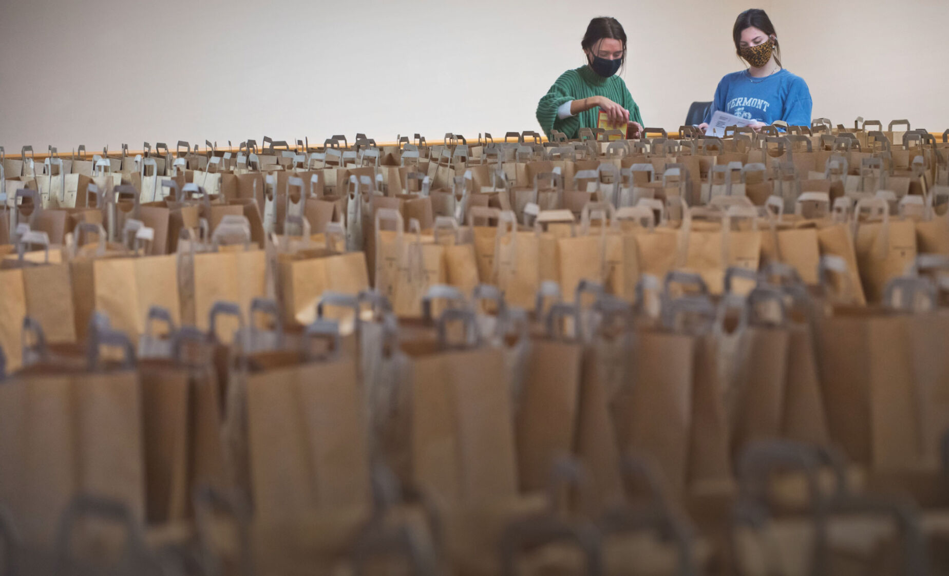Group of volunteers assemble Christmas packages for needy Saturday at Massena Neighborhood Center - Vimarsana News