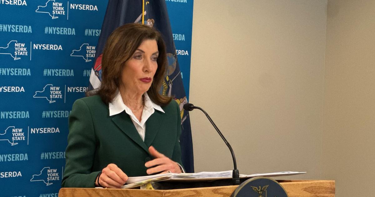 Hochul’s favorability drops but lead over GOP challenger for governor grows