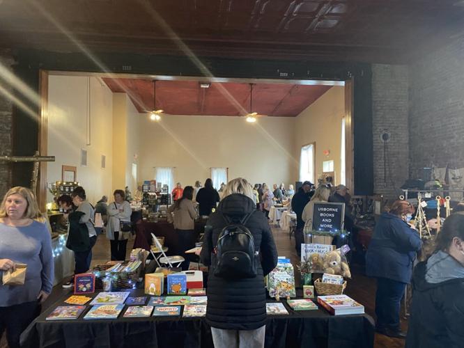 Sackets Harbor getting in the holiday spirit with craft fairs