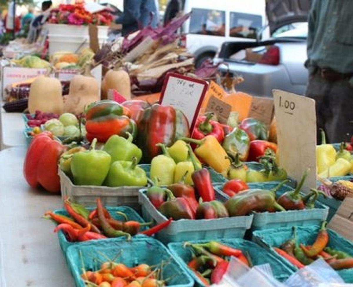 Future of farmers markets is hazy Arts and Entertainment