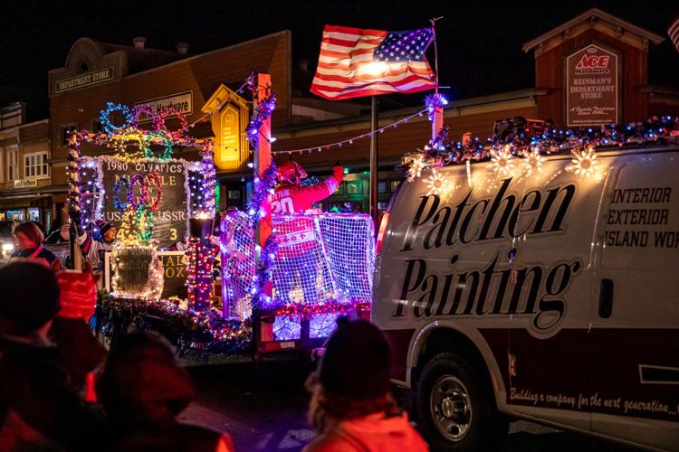 PHOTOS Clayton parade a sea of lights Arts and Entertainment