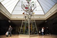 Salmon Run Mall gizmo has mesmerized patrons since 1986