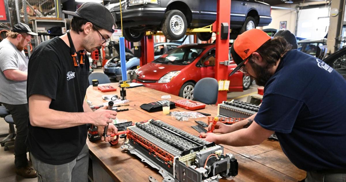 SUNY Canton announces automotive service technician pre-apprenticeship program