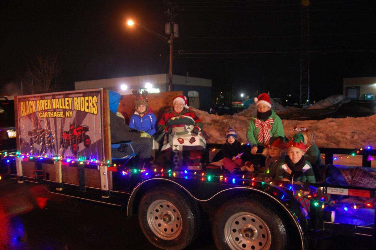 Carthage Christmas Parade 2022 Holiday Parade Going Under Lights | News | Nny360.Com