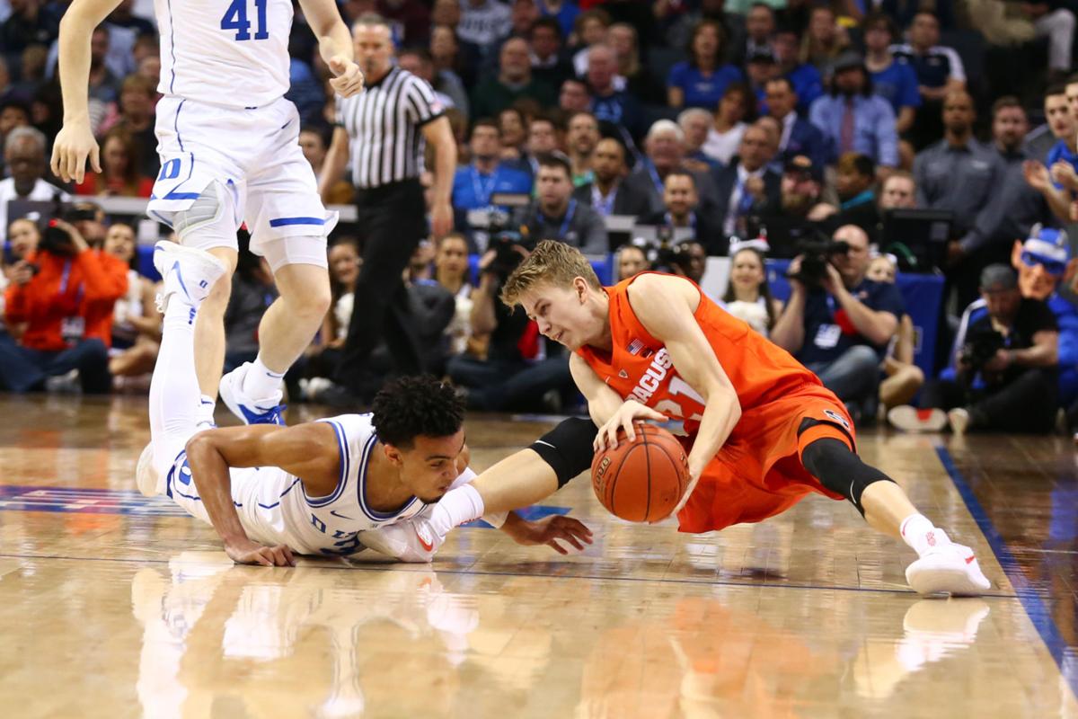 College Basketball Duke S Williamson Dominates In Return Scores