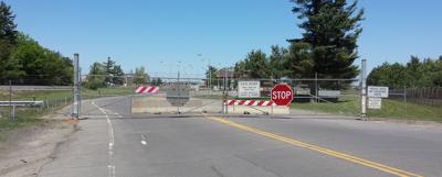 Gate Hours Leave Businesses Hurting Partial Reopening Losing
