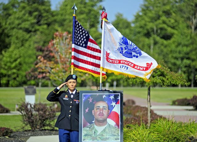 Fallen soldiers honored at Fort Drum memorial Two remembered: Comrades ...