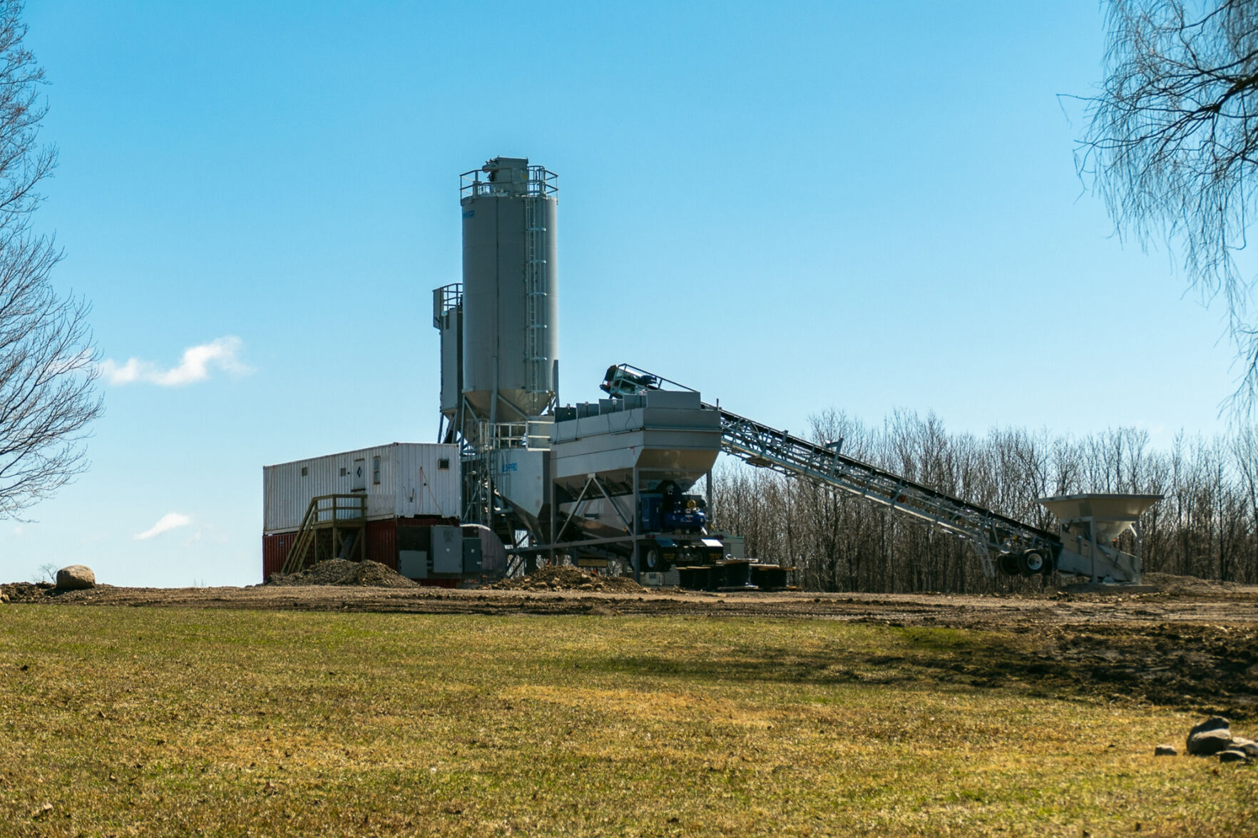 Controversial concrete plant draws ire of New Haven residents - Vimarsana News