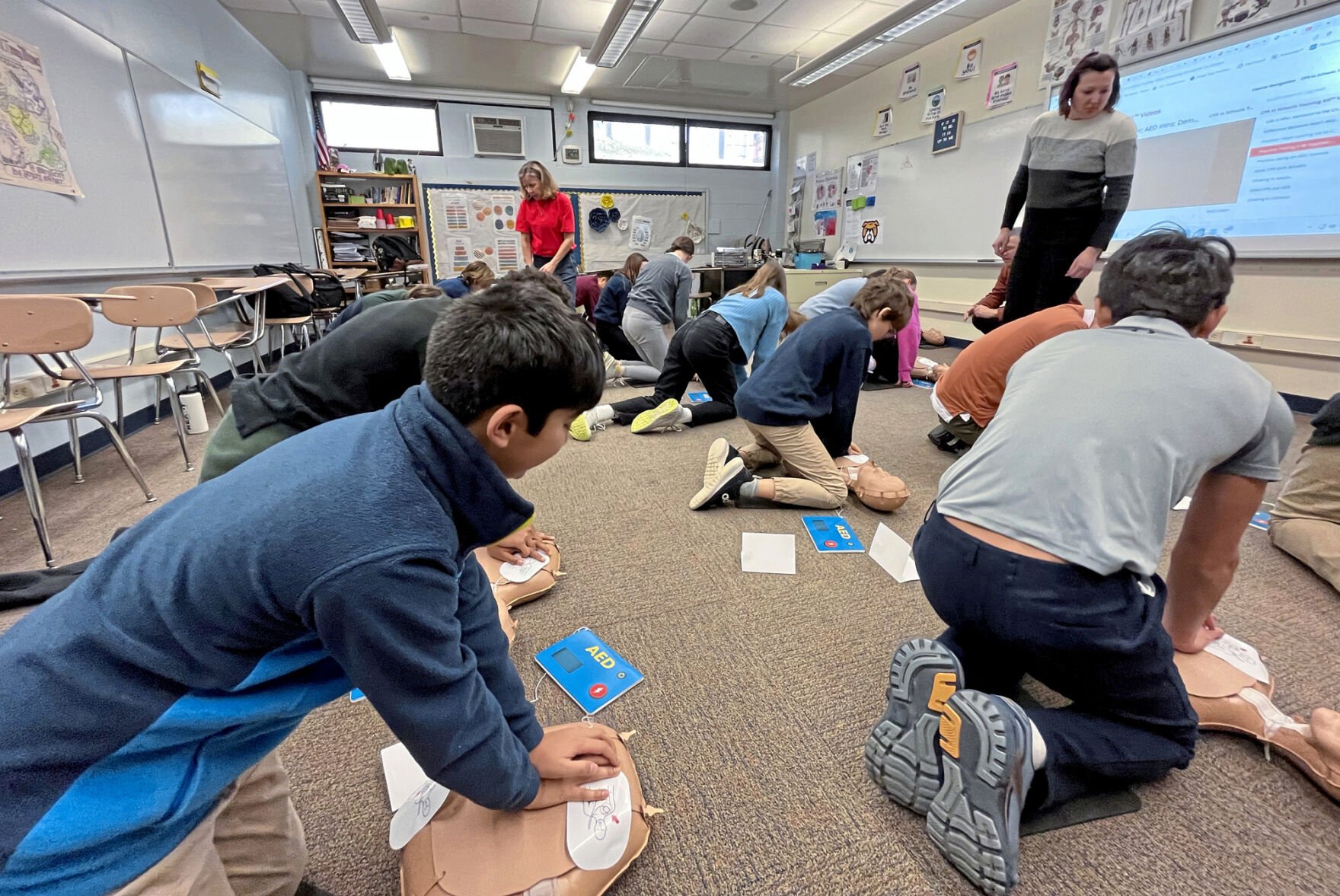 Damar Hamlin’s Cardiac Arrest Leads Middle School To Teach CPR, AED ...