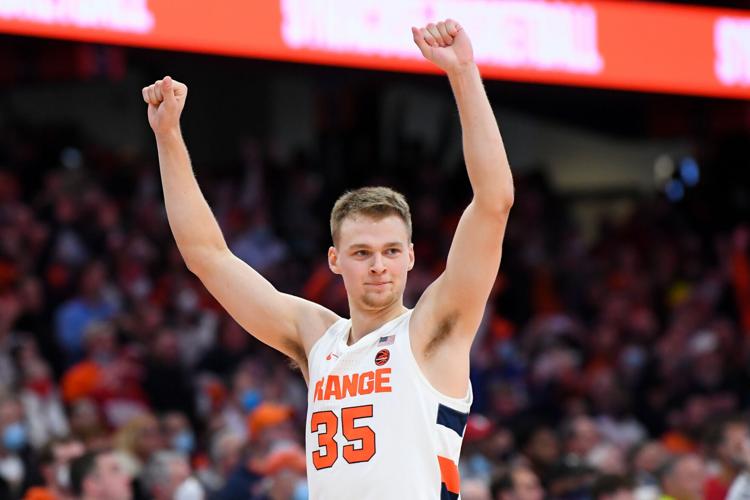 College basketball scores men