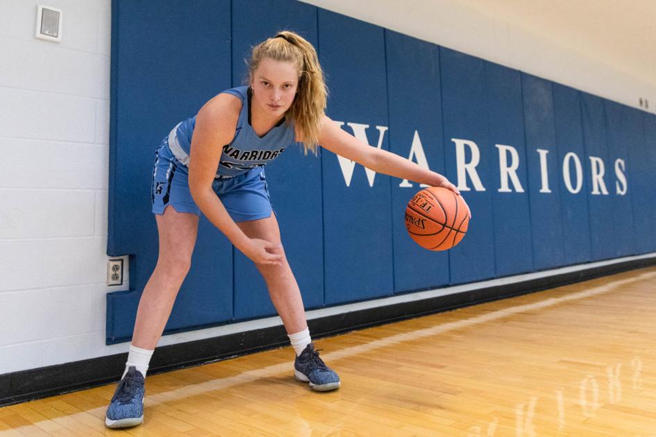 High School Basketball Preview Lamora S Versatility May Give