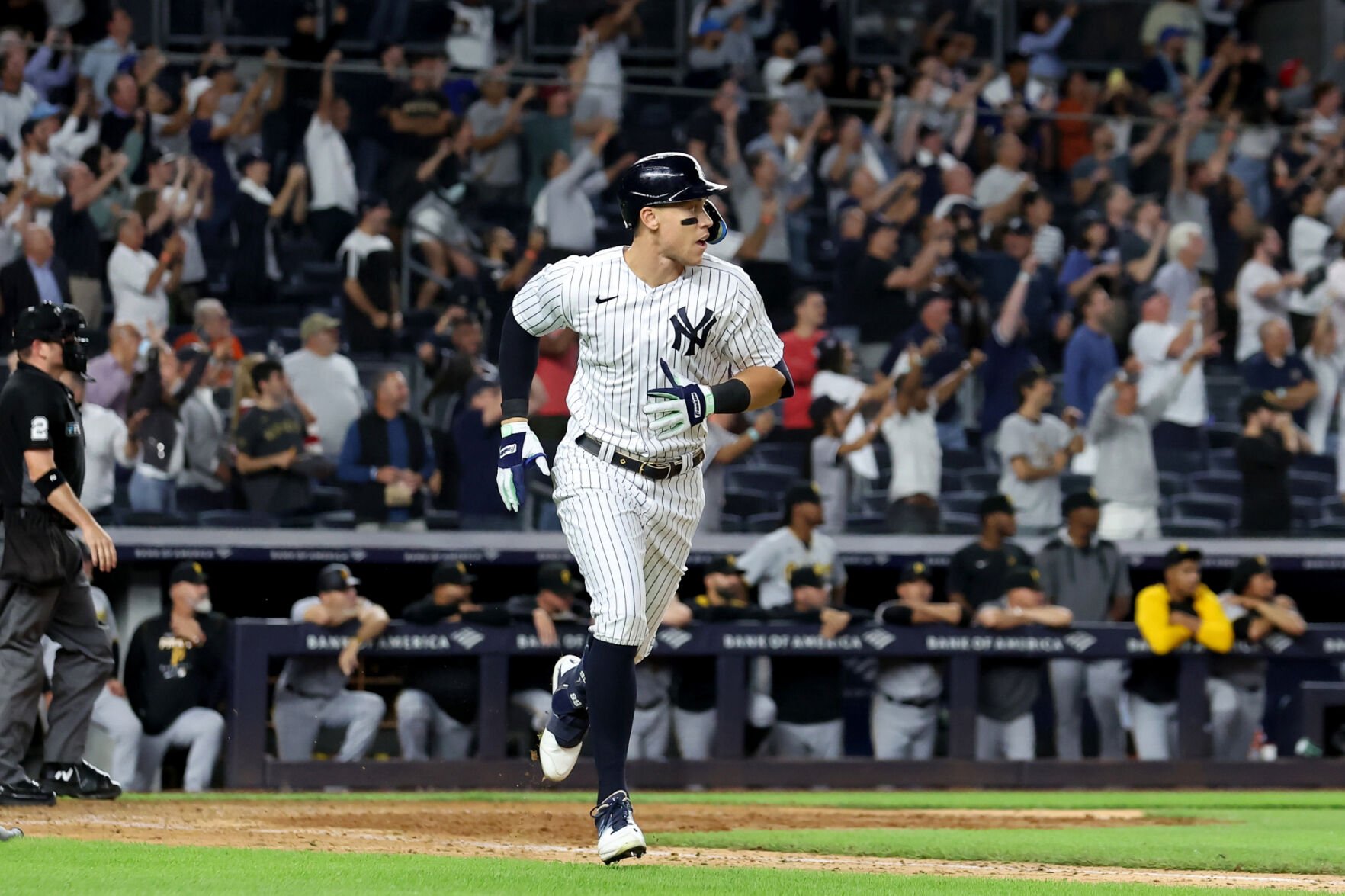 Yankees’ Aaron Judge Socks 60th Homer In Comeback Win | Pro Sports ...