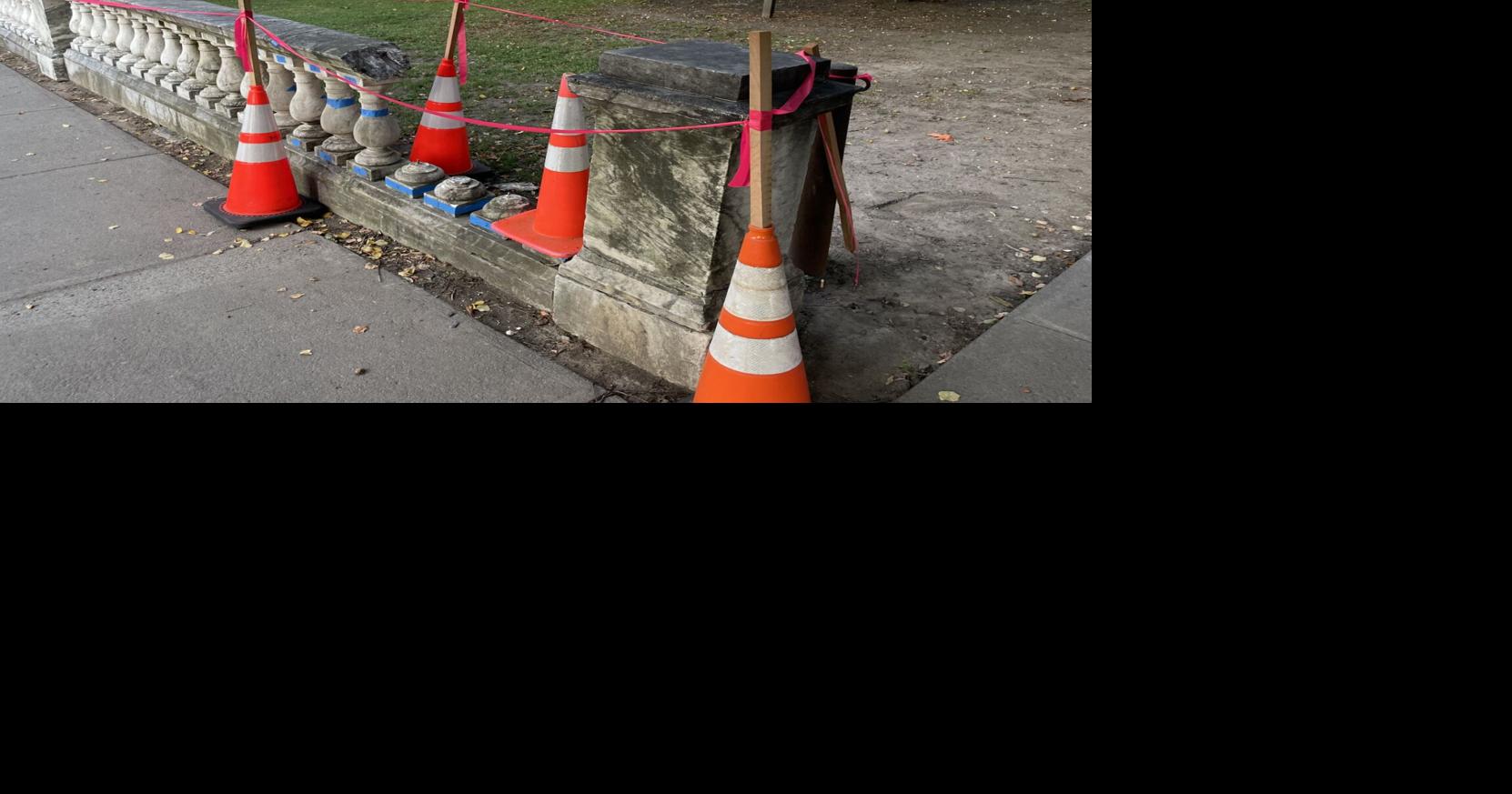 Read More ⇒Councilman Kimball suspects library fence damage the result of an accident, not vandalism