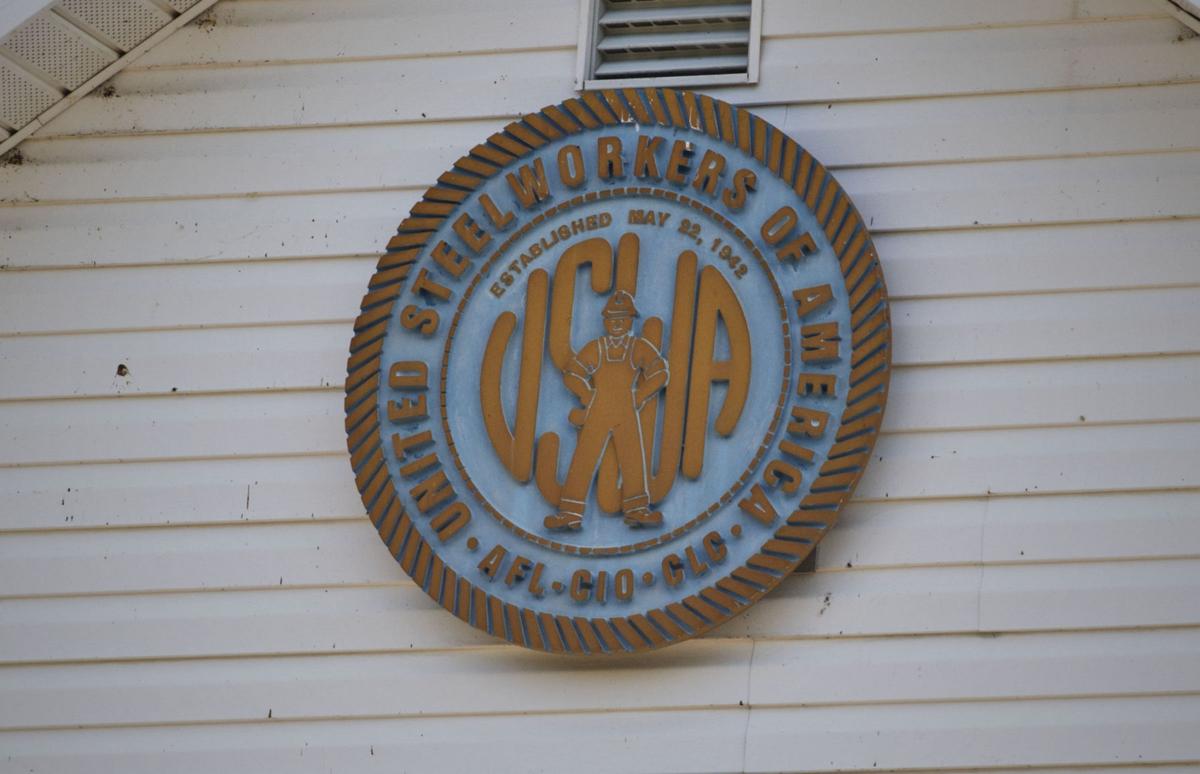 United Steelworkers Voting On Tentative Agreement With Alcoa On