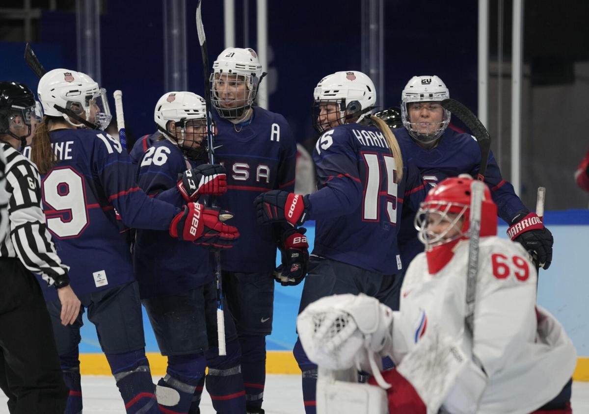 Olympic Women S Hockey Former Clarkson Player Harmon Scores First Olympic Goal As U S Routs Roc 6 0 Sports Nny360 Com