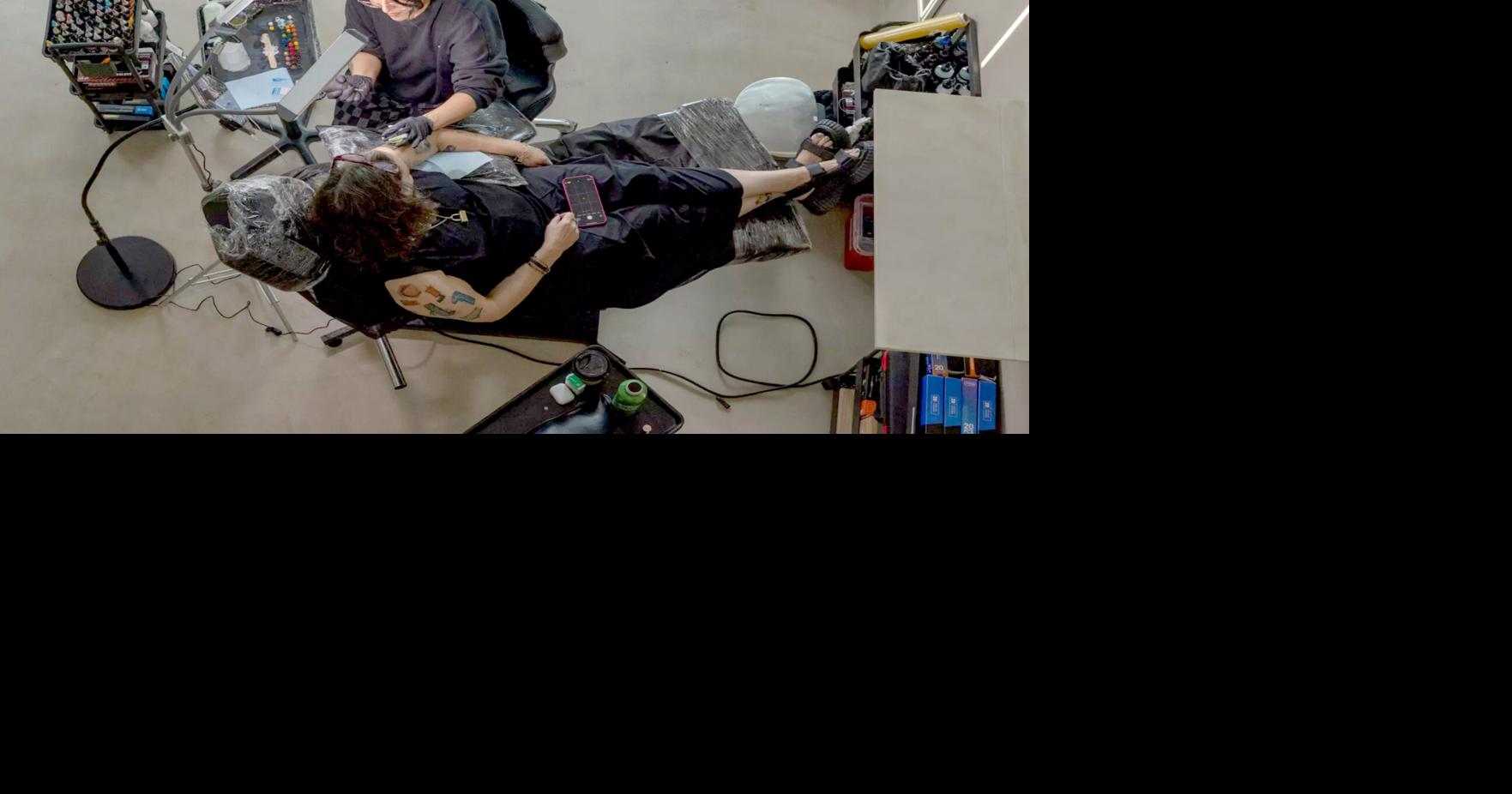 Research: tattoo ink kills immune cells and weakens vaccine response