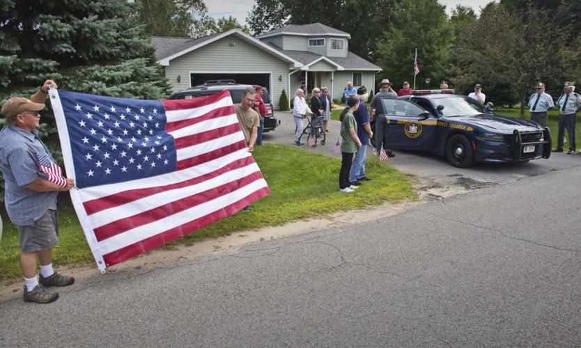 Massena veteran receives large escort for North Country Honor Flight to