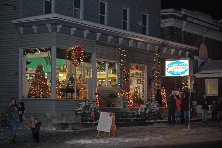 christmas parade 2020 croghan ny New Community Tree Marks Christmas Magic In Croghan Top Stories Nny360 Com christmas parade 2020 croghan ny