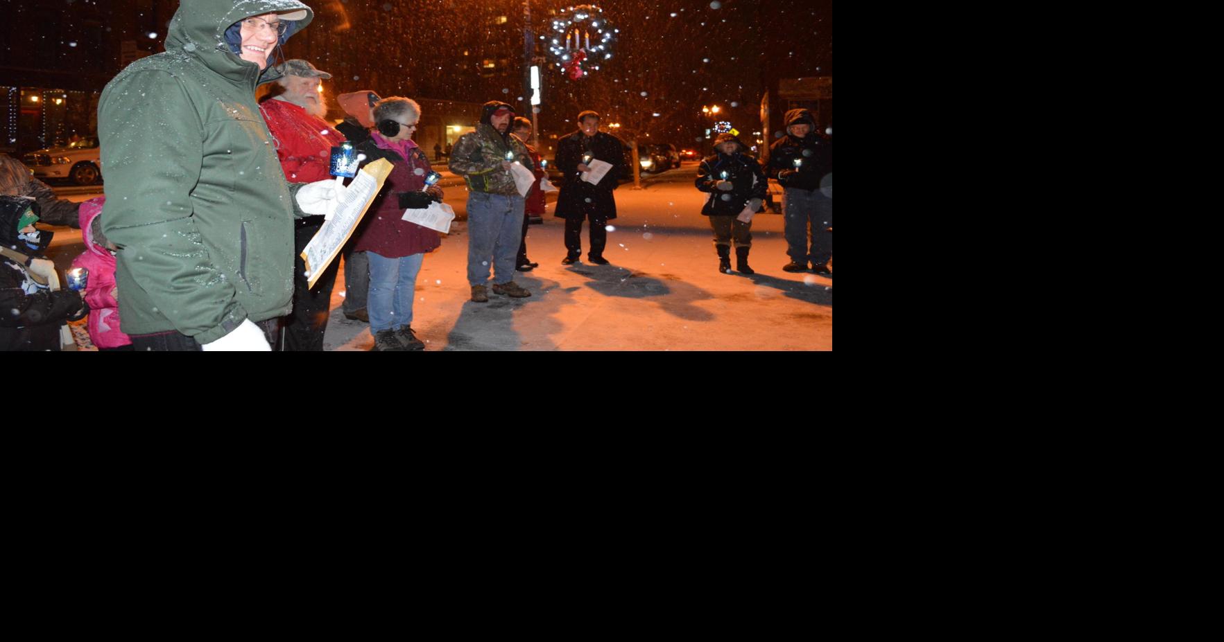 Memory Tree Lighting ceremony held in Carthage | News | nny360.com