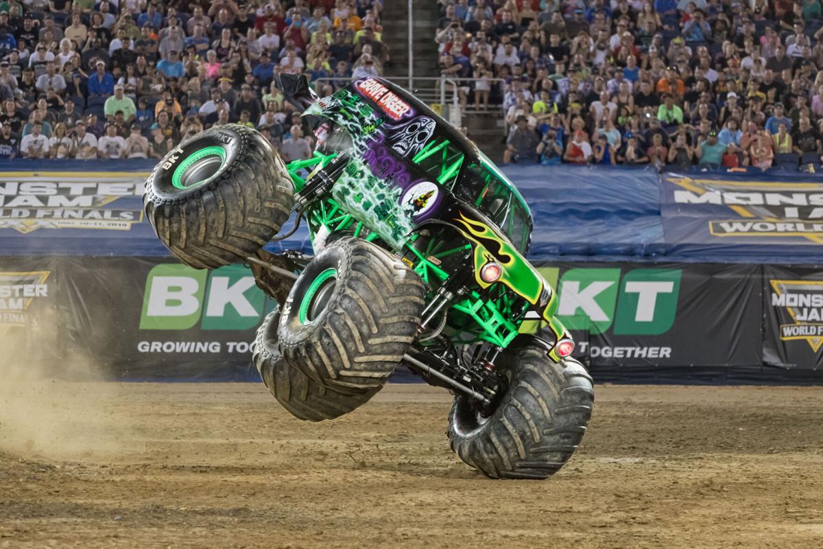 Monster Jam - Orlando 2022 Intros and Racing (October) 