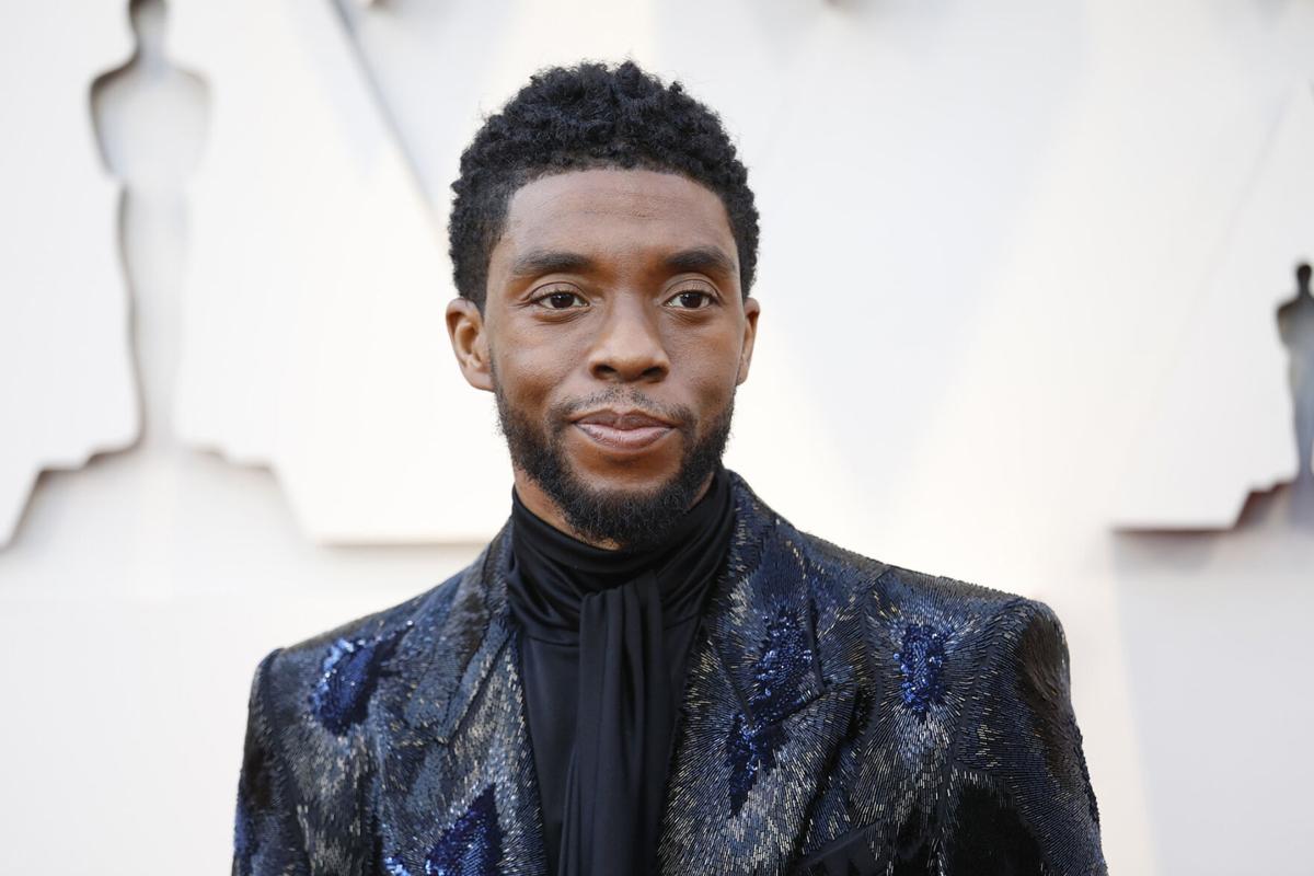 Chadwick Boseman Black Panther Actor Dies At 43 After Battle With Cancer Daily Mail Online