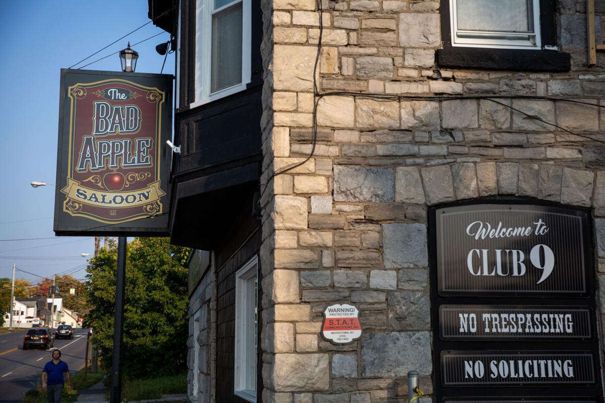 Bad Apple Saloon In Watertown Is Turning Arsenal Street Club Back Into Restaurant Business Nny360 Com