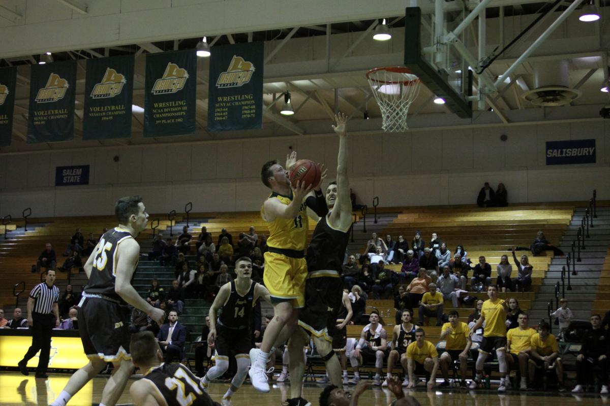 Oswego State Men S Basketball Team Head Ncaa Division Iii Sweet 16