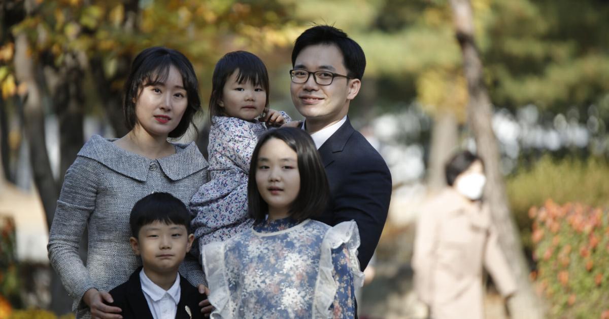 국제 양심적 병역 거부자의 날 한국의 대체 민간 서비스가 국제 기준을 위반 | 오스위고 카운티 국제 양심적 병역 거부자의 날 한국의 대체 민간 서비스가 국제 기준을 위반 | 오스위고 카운티