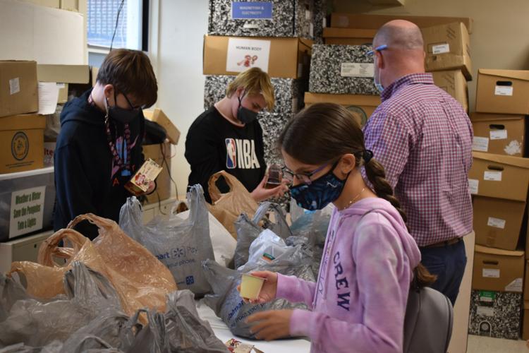 Sackets Harbor school district fills backpacks for students;