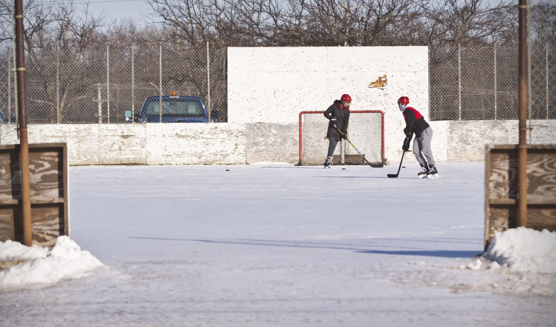 Hockey players hone their skills at Massena Arena rink | St. Lawrence