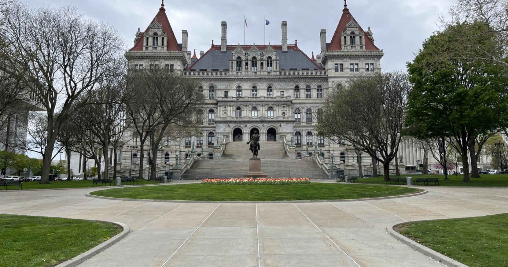 Assembly Republicans call for bill to formally declare squatting illegal, allow property owners to kick out unauthorized tenants - Vimarsana News