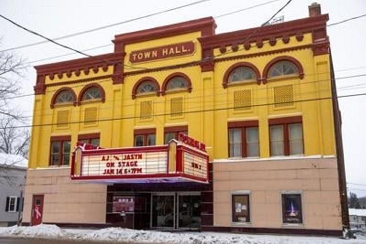 Editorial — Music to our ears Owners bring concerts back to Town Hall