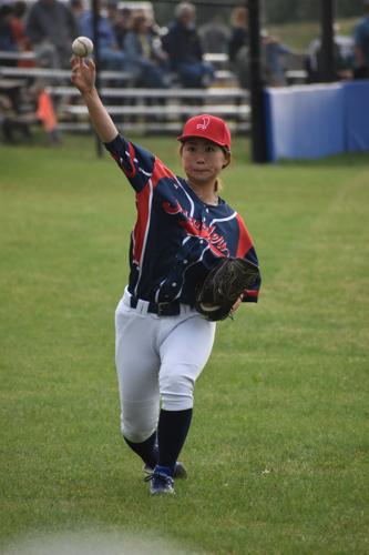 Japanese Knuckleball Pitcher Eri Yoshida Plays on Her Own 'Field of Dreams'  - The Japan News