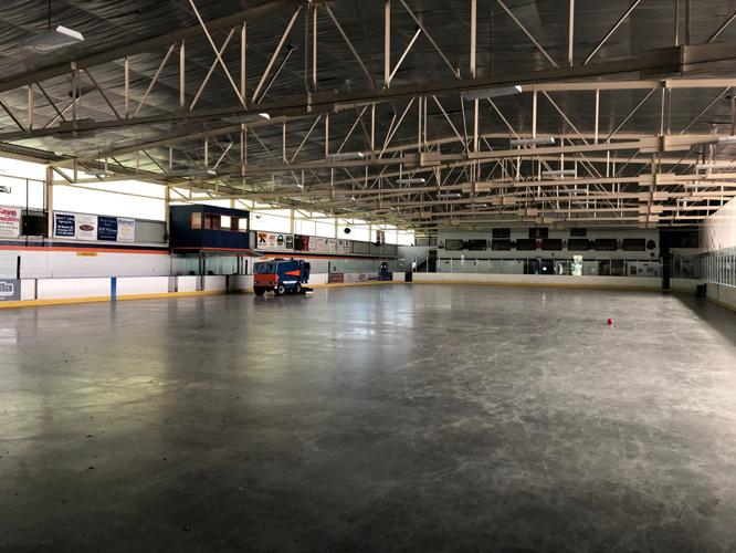 Potsdam hosts Sunday Skate with Santa, free skating, party rental