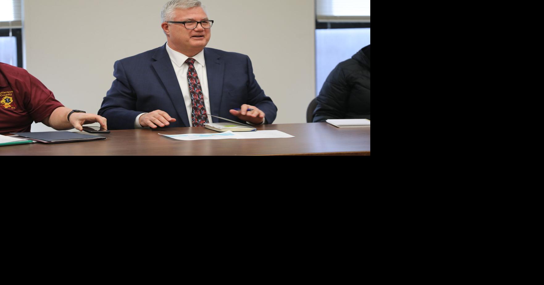 City manager supports new contract agreement with hydro company after council rejected first one