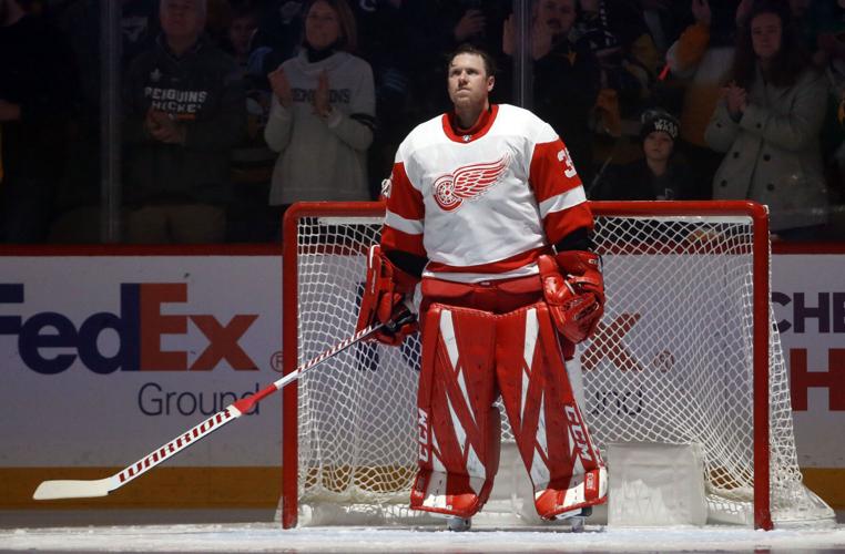 Longtime Red Wings goalie Jimmy Howard turns down Oilers' offers and  officially retires - HockeyFeed
