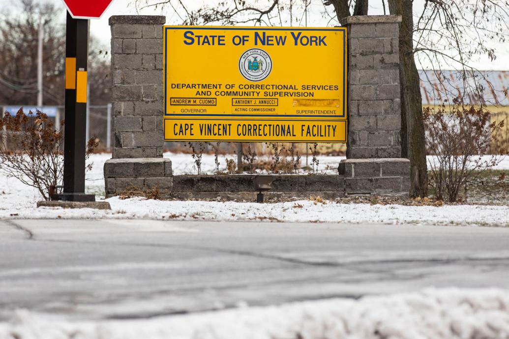 Union Cape Vincent prison inmate had weapon hidden up nose Jefferson