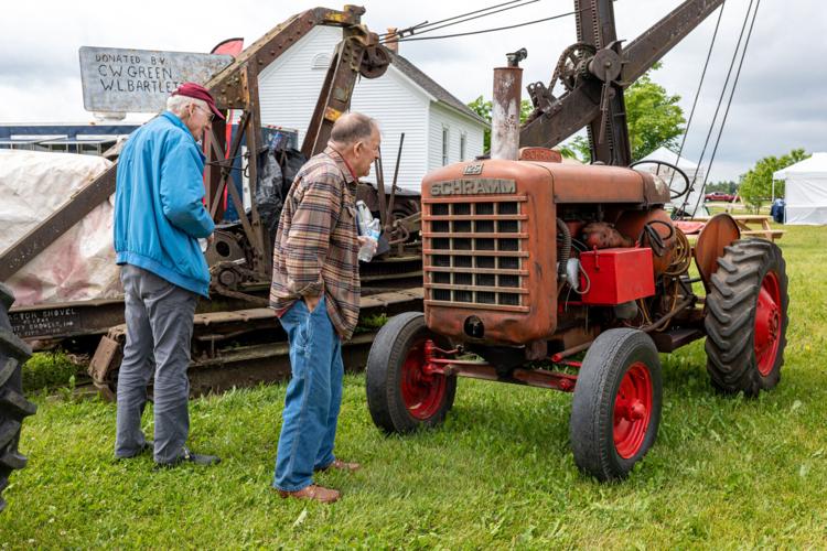 Gathering of the Orange brings AllisChalmers enthusiasts to Madrid