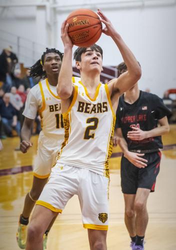 Golden Bears, Bulldogs race to section titles